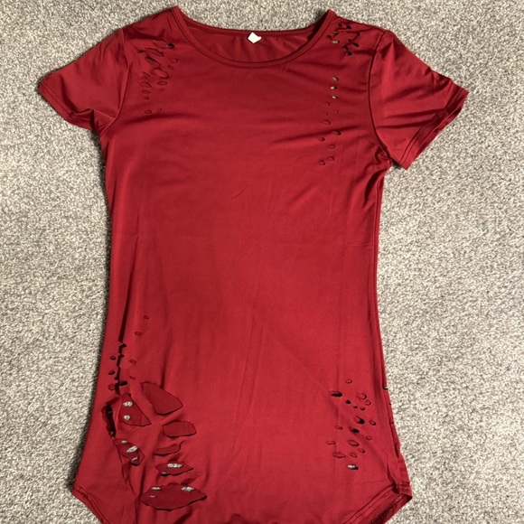 Women’s ripped up tee shirt - Picture 7 of 7